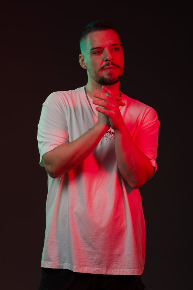 10-01 DANIEL-215